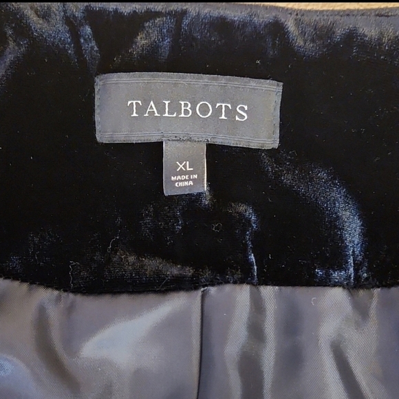 Talbots Black Quilted Velvet Jacket with Gold Buttons, size XL - Picture 9 of 16